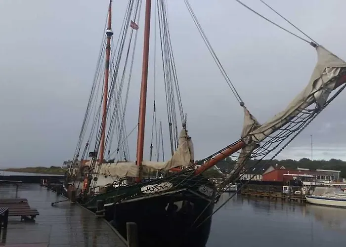 Badehotellet Lohals Bed & Breakfast Tranekær